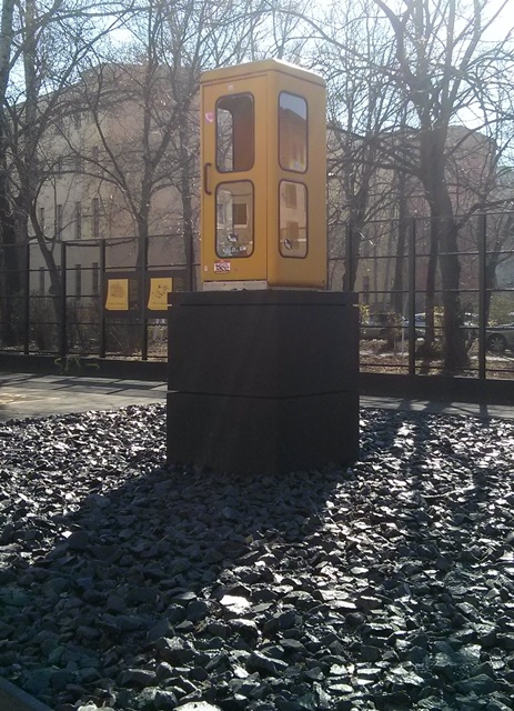 In Berlin gibt es auch ein Denkmal für Telefonzellen. Zu Recht!